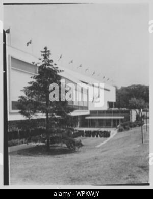 Lord & Taylor, business in Bala-Cynwyd, Pennsylvania. Stock Photo