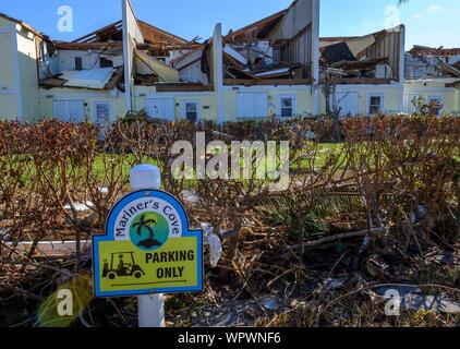 Treasure Cay, ABACO, BAHAMAS. 9th Sep, 2019. A damaged row of condos are seen in the resort community city of Treature Cay on Abaco Island in the Bahamas on Monday. The area was hard hit by hurricane Dorian. Credit: Robin Loznak/ZUMA Wire/Alamy Live News Stock Photo