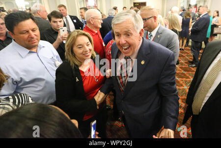 Creve Coeur, Missouri, USA. 9th Sep 2019. Missouri Governor Mike Parson stops to say hello to suporters, following announcing he will be seeking another term as Governor, announcing in Creve Coeur, Missouri on Monday, September 9, 2019. Parson formally announced in his hometown of Bolivar, Missouri on September 8, 2019 and has spent the day announcing in several locations around the state. Photo by Bill Greenblatt/UPI. Credit: UPI/Alamy Live News Stock Photo