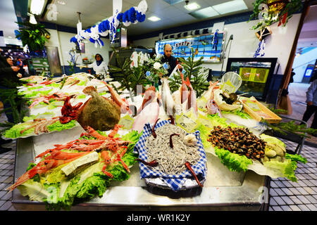 Fresh seafood at the Mercado de la Bretxa in San Sebastian. Stock Photo