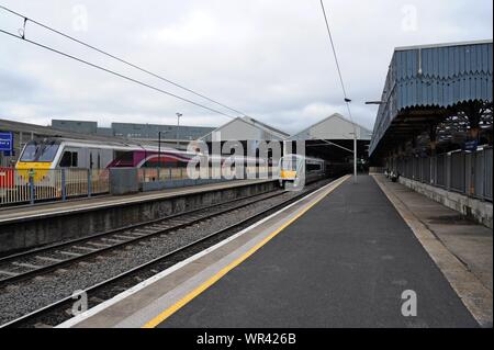 Irish Railways Inter city class 201 locomotive and 22000 class DMU seen at Connolly station, Dublin, Ireland Stock Photo