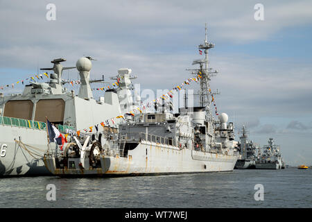 French cruiser La Motte-Picquet Shanghai c1937 Stock Photo - Alamy