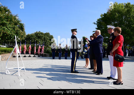 United States President Donald J. Trump lays a wreath at the Pentagon during the 18th anniversary commemoration of the September 11 terrorist attacks, in Arlington, Virginia on Wednesday, September 11, 2019. Credit: Kevin Dietsch/Pool via CNP | usage worldwide Stock Photo