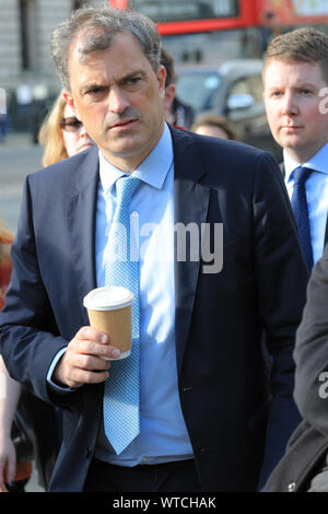 Westminster, London, 11th Sep 2019. Julian Smith, Secretary of State for Northern Ireland walks into the Houses of Parliament this afternoon. Credit: Imageplotter/Alamy Live News Stock Photo