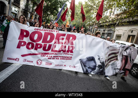 Barcelona, Spain. 11th Sep, 2019. Main banner of the demonstration of the independence seen during the demonstration on the National Day of Catalonia, which has been organized by the Catalan National Assembly. Credit: SOPA Images Limited/Alamy Live News Stock Photo