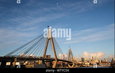 Sydney. 10th Sep, 2019. Photo taken on Sept. 10, 2019 shows the Anzac Bridge in Sydney, Australia. The Anzac Bridge is located in Sydney Harbour. The original name of the bridge is 'Glebe Island Bridge'. In 1998, Australia's New South Wales government renamed the bridge as the Anzac (abbreviation of The Australian and New Zealand Army Corps) Bridge as a memorial to Australian and New Zealand soldiers who died in the Gallipoli Battle. Credit: Bai Xuefei/Xinhua/Alamy Live News Stock Photo