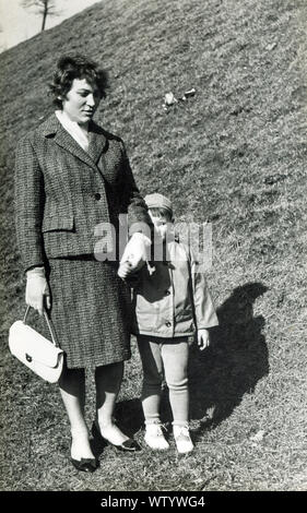 Mother and child family photo taken in 1959 Stock Photo