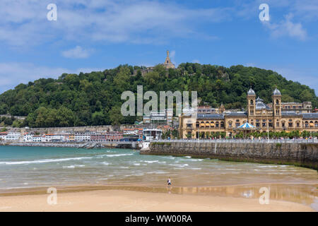 La Concha beach, San Sebastian, Gipuzkoa Province, Basque Country, Spain. Stock Photo