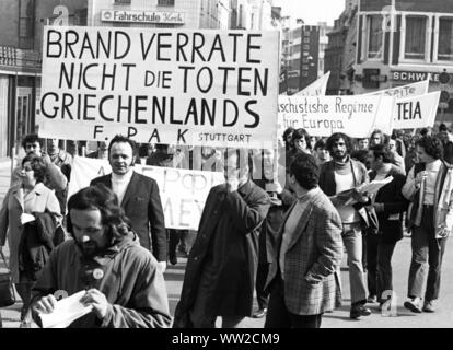 Greeks and Germans demonstrated on March 10, 1973 in Bonn against the Greek military junta and for freedom in Greece. | Greeks and Germans demonstrated on March 10, 1973 in Bonn against the Greek military junta and for freedom in Greece. | | usage worldwide Stock Photo