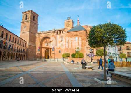 San Andres church. Plaza Mayor, Villanueva de los Infantes, Ciudad Real province, Castilla La Mancha, Spain. Stock Photo