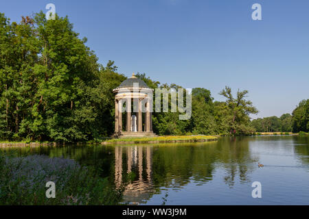 The lakeside Apollotempel (Apollo Temple), Badenburger See, in the Nymphenburg Palace grounds (Schloss Nymphenburg), Munich, Bavaria, Germany. Stock Photo