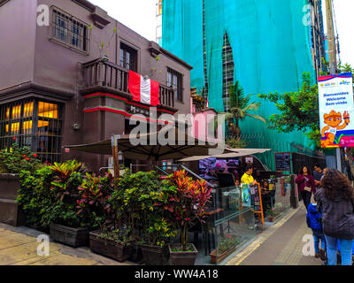 Miraflores one with his parque Kennedy in Lima Peru, most visit by tourist Stock Photo