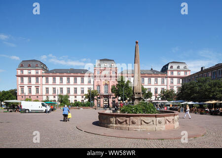Market square with Darmstadt castle, today part of the University of Technology of Darmstadt, TU Darmstadt, Darmstadt, Hesse, Germany, Europe Stock Photo