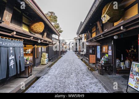 Sannomachi Street: Takayama Old Town 2021【4K HDR】 - YouTube