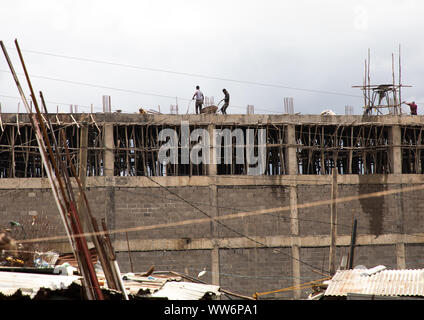 Ethiopian construction workers, Harari region, Harar, Ethiopia Stock Photo