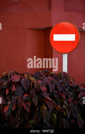 No entry! sign in front of red house, El Sauzal, Tenerife, Canary Islands, Spain Stock Photo