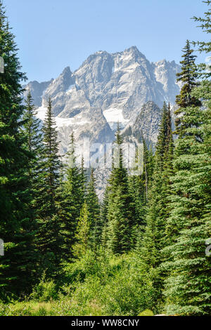 Mount Stuart in the Alpine Lakes Wilderness area Stock Photo