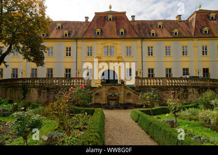 Oberschwappach Castle in Oberschwappach in the Steigerwald Nature Park, municipality Knetzgau, district HaÃŸberge, Lower Franconia, Franconia, Germany Stock Photo