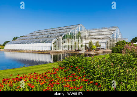 England, Surrey, Guildford, Wisley, The Royal Horticultural Society Garden, The Glasshouse Stock Photo
