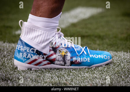 Cam newton 2019 cleats best sale