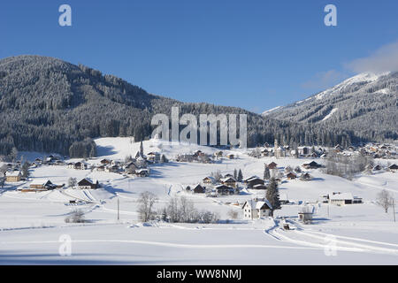 View of snowy village and winter landscape, Gosau, Salzkammergut, Upper Austria, Austria Stock Photo
