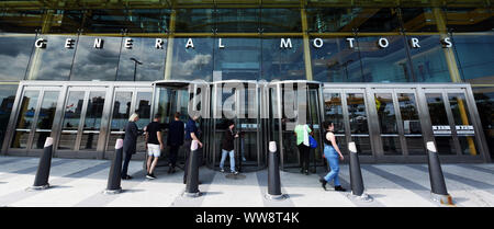 Detroit, Michigan, USA. 31st July, 2019. Visitors are seen at the General Motors world headquarters office in Detroit's Renaissance Center. Credit: Paul Hennessy/SOPA Images/ZUMA Wire/Alamy Live News Stock Photo