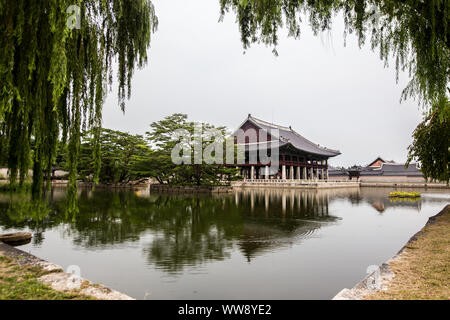 Historical building on lake at Gyeongbokgung Palace in Seoul South Korea Asia Stock Photo