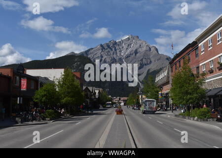 Banff Avenue in Banff, view of Cascade Mountain, Alberta, Canada Stock Photo