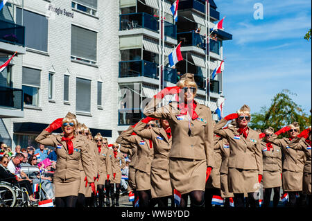 Veghel, Netherlands. 14th Sep, 2019. A group of women take part during the parade.The 2019, commemorating 75 years since Operation Market Garden took place. Operation Market Garden was one of the largest Allied operations of the Second World War. It took place on September 1944. At the time, the Allied Forces travelled from Belgium through several locations in the Netherlands, to finally end up in Nijmegen and Arnhem.  Netherlands. Credit: SOPA Images Limited/Alamy Live News Stock Photo