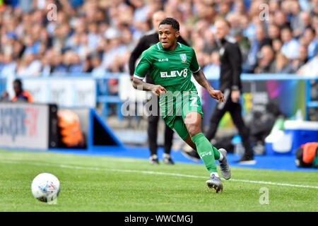 Huddersfield, UK. 15th Sep, 2019. Huddersfield, UK. 15 September 2019. The John Smiths Stadium, Huddersfield, Yorkshire, England; English Championship Football, Huddersfield Town Football Club versus Sheffield Wednesday; Kadeem Harris of Sheffield Wednesday breaks forward on the ball - Strictly Editorial Use Only. No use with unauthorized audio, video, data, fixture lists, club/league logos or 'live' services. Online in-match use limited to 120 images, no video emulation. No use in betting, games or single club/league/player publications Credit: Action Plus Sports Images/Alamy Live News Stock Photo