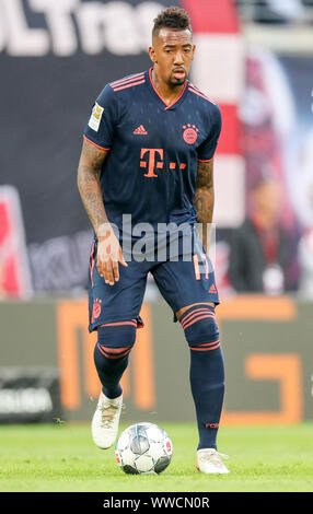 Leipzig, Germany. 14th Sep, 2019. Soccer: Bundesliga, Matchday 4, RB Leipzig - Bayern Munich in the Red Bull Arena Leipzig. Player Jerome Boateng of Bavaria on the ball. Credit: Jan Woitas/dpa-Zentralbild/dpa - IMPORTANT NOTE: In accordance with the requirements of the DFL Deutsche Fußball Liga or the DFB Deutscher Fußball-Bund, it is prohibited to use or have used photographs taken in the stadium and/or the match in the form of sequence images and/or video-like photo sequences./dpa/Alamy Live News Stock Photo