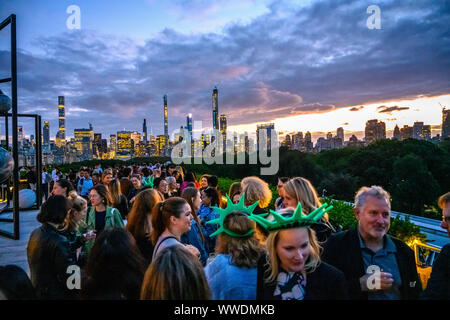 New York, USA,  13 September 2019.  People chat in the roof garden of the Metropolitan Museum of Art in New York City.   Credit: Enrique Shore/Alamy S Stock Photo