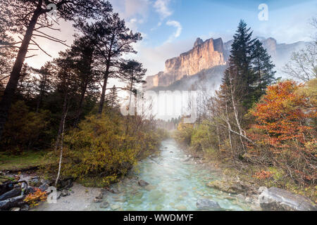 Tozal del Mallo peak and Arazas river, Ordesa Valley, National Park of Ordesa and Monte Perdido, Huesca, Spain Stock Photo