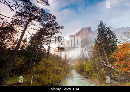 Tozal del Mallo peak and Arazas river, Ordesa Valley, National Park of Ordesa and Monte Perdido, Huesca, Spain Stock Photo