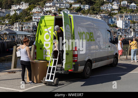 Yodel van making delivery in Looe, Corwall Stock Photo