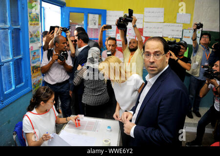 Marsa city, Tunis. 15th Sep, 2019. Youssef Chahid prime Minister condidates to the 2019 presidential elections at the polling station at the Abderrahmen Mami school at the Marsa City in Tunis during the first round of the presidential election in Tunisia this Sunday, September 15th. Credit: Chokri Mahjoub/ZUMA Wire/Alamy Live News Stock Photo