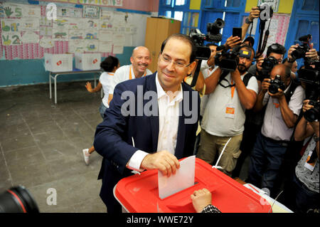 Marsa city, Tunis. 15th Sep, 2019. Youssef Chahid prime Minister condidates to the 2019 presidential elections at the polling station at the Abderrahmen Mami school at the Marsa City in Tunis during the first round of the presidential election in Tunisia this Sunday, September 15th. Credit: Chokri Mahjoub/ZUMA Wire/Alamy Live News Stock Photo