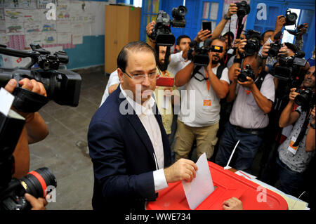 Marsa city, Tunis. 15th Sep, 2019. Youssef Chahid prime Minister condidates to the 2019 presidential elections at the polling station at the Abderrahmen Mami school at the Marsa City in Tunis during the first round of the presidential election in Tunisia this Sunday, September 15th. Credit: Chokri Mahjoub/ZUMA Wire/Alamy Live News Stock Photo