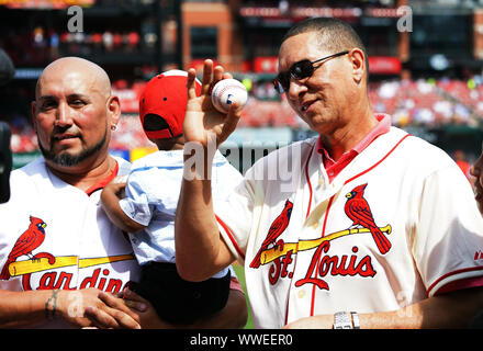 St. Louis, United States. 15th Sep, 2019. Former St. Louis Cardinals  players Juan Acevedo and Julián Tavárez (R) are introduced at Fiesta  Cardenales, before the MIlwaukee Brewers-St. Louis Cardinals baseball game  at Busch Stadium in St. Louis