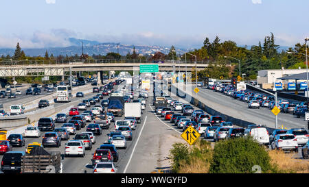 September 9, 2019 Mountain / View / CA / USA - Heavy morning traffic on Highway 101 going through Silicon Valley, South San Francisco Bay Area Stock Photo