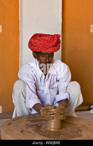 Indian ceramist, Nirth India, India, Asia Stock Photo