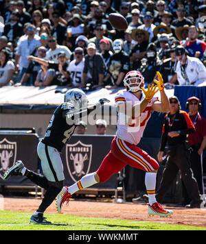 Kansas City Chiefs Travis Kelce (87) on the sideline during an NFL football  game against the San Francisco 49ers, Saturday, Aug. 14, 2021, in Santa  Clara, Calif. (AP Photo/Scot Tucker Stock Photo - Alamy