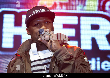 50 Cent, US-Rap star, giving autograph in Berlin. Stock Photo