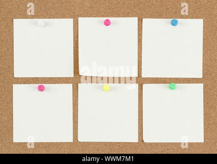 empty note papers on cork board Stock Photo