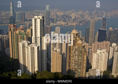High-rise sea in the Central District and the Victoria Harbour to the district Kowloon Stock Photo