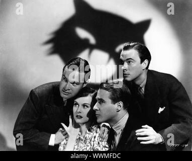 BOB HOPE PAULETTE GODDARD DOUGLASS MONTGOMERY and JOHN BEAL in THE CAT AND THE CANARY 1939 director Elliott Nugent Paramount Pictures Stock Photo