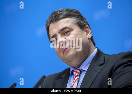 Sigmar Gabriel, Martin Schulz and Frank-Walter Steinmeier – Joint press conference Stock Photo