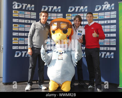 DTM Fahrer Daniel Juncadella (Mercedes), Augusto Farfus (BMW) und Eduardo Mortara (Audi) Stock Photo
