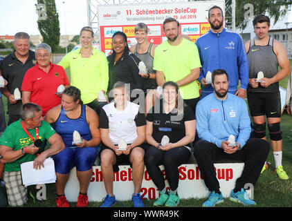 DLV German Diskuswerfer- and putter team with coach for 2016 Olympic Games in Rio Stock Photo