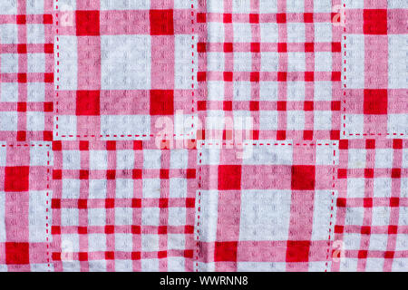 Red checkered tablecloth background Stock Photo: 210824878 - Alamy
